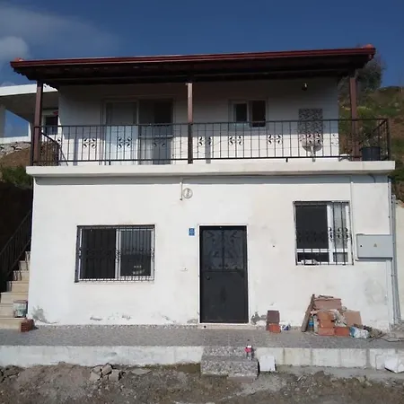 Mazikoy Tatil Evi דירה בודרום